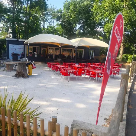 Camping Les Mobil Homes D’oliver Rob Saint-Chéron